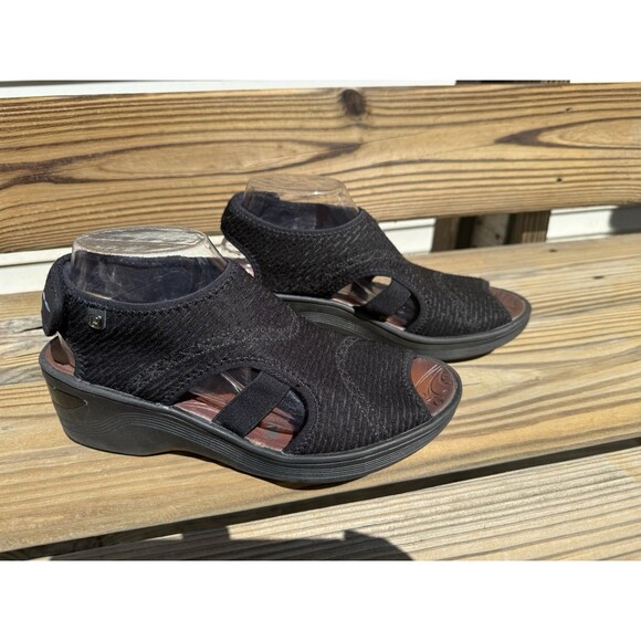 BZees Sandals Womens 9 Dream Wedge Heels Strappy Black Fabric Hook And Loop - Picture 1 of 9